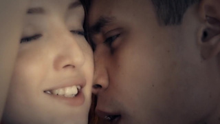 Парень связал и трахнул рыжую красотку