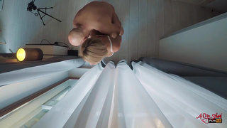 Анальное русское порево с женой блондинкой в позе стоя