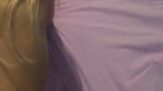 Рогоносец жарит жену белокурую красотку в позе раком