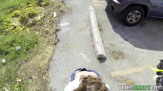 Пикапер получил за деньги секс с уличной шлюхой